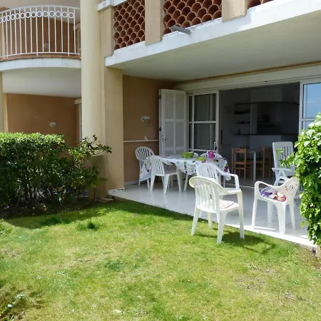 شقة 2m O6 014 - 173la Saint-Raphaël